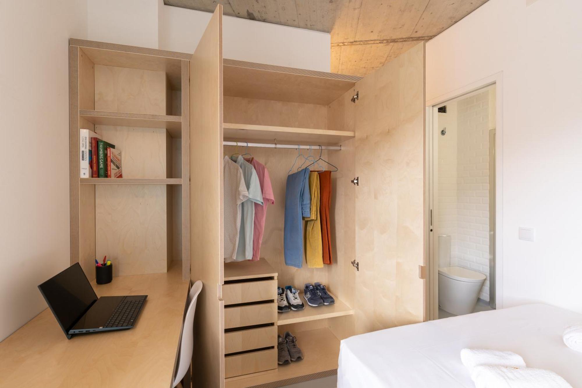 Studentville Central Lisbon Luaran gambar