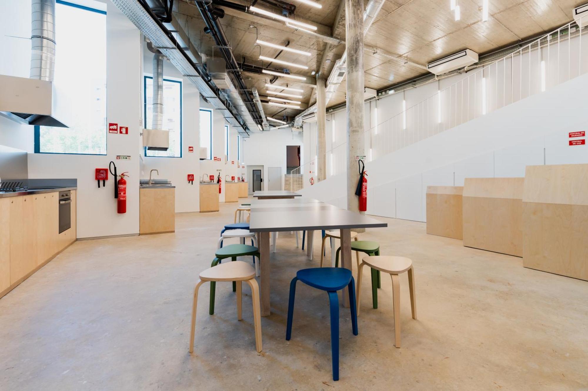 Studentville Central Lisbon Luaran gambar