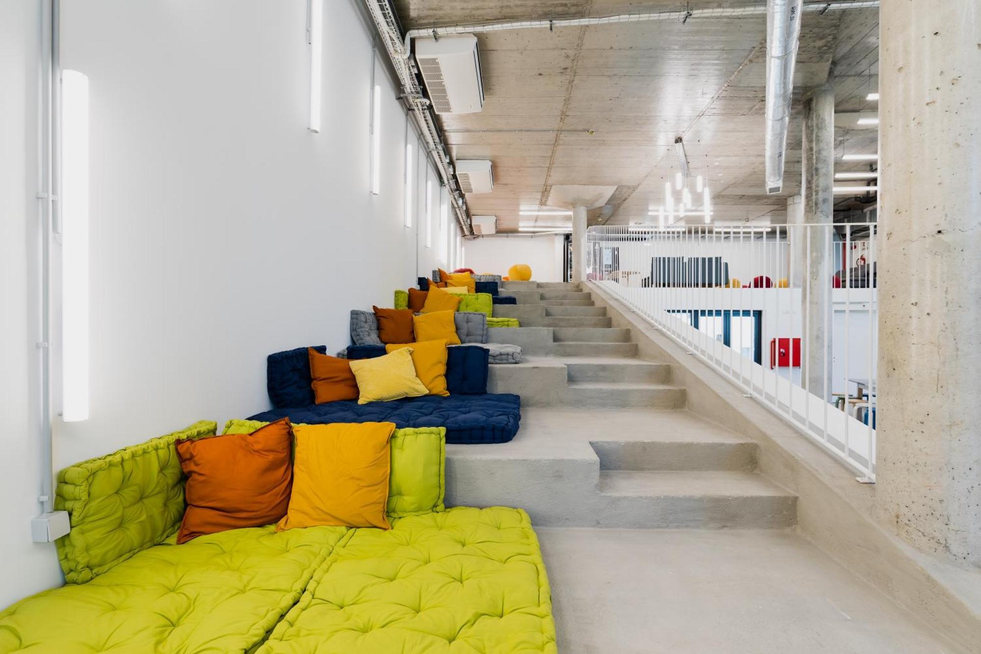 Studentville Central Lisbon Luaran gambar